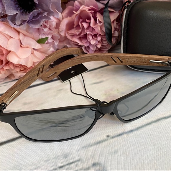 KINGSEVEN Natural Walnut Wood Sunglasses with Silver Mirrored Lenses - Picture 8 of 15